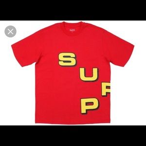 🆕 Supreme Red Stagger Tee Sz M w/Bag & 2 stickers